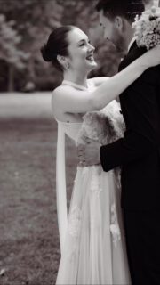 Just married! - Tobias & Madelaine❤️✨Hochzeitsfotograf @lin_photography_nrw Location @gutdyckhof Make-up Artist @lucafaceartist Brautkleider @brautbluete Brautpaar @madeanderlaine