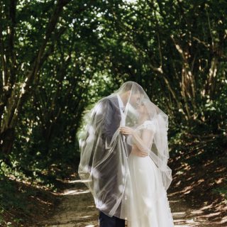 Love ❤️ @anna.niem @rob_saltman Location @nothenhof Traureder @diewortmanufaktur Make-up