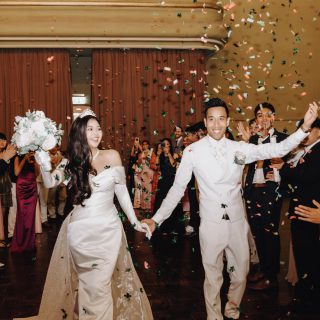 Am 16.08.2025 durfte ich die traumhafte Hochzeit von Bibi @bibi_ngyn & Thien @qtb1995 in der beeindruckenden Schätzhalle Lüdenscheid @hist.schuetzenhalle_lued  fotografisch begleiten. ❤️Die industrielle Location verwandelte sich in einen Ort voller Wärme, Emotionen und festlicher Stimmung. Von liebevollen Dekorationen über kulinarische Highlights bis hin zur ausgelassenen Party – es war ein Abend voller Freude, Lachen und unvergesslicher Momente. 💕🎉Für die Zukunft wünschen wir euch Abenteuer, Lachen, unvergessliche Momente und ganz viel Liebe!Braut @bibi_ngyn Bräutigam @qtb1995 Location @hist.schuetzenhalle_lued Hochzeitsfotograf @lin_photography_nrw Second Shooter @yuzewoo Videograf @vo.studios #hochzeitsfotografie #hochzeitslocation #weddingphotography #hochzeitsfotos #hochzeitsinspiration
