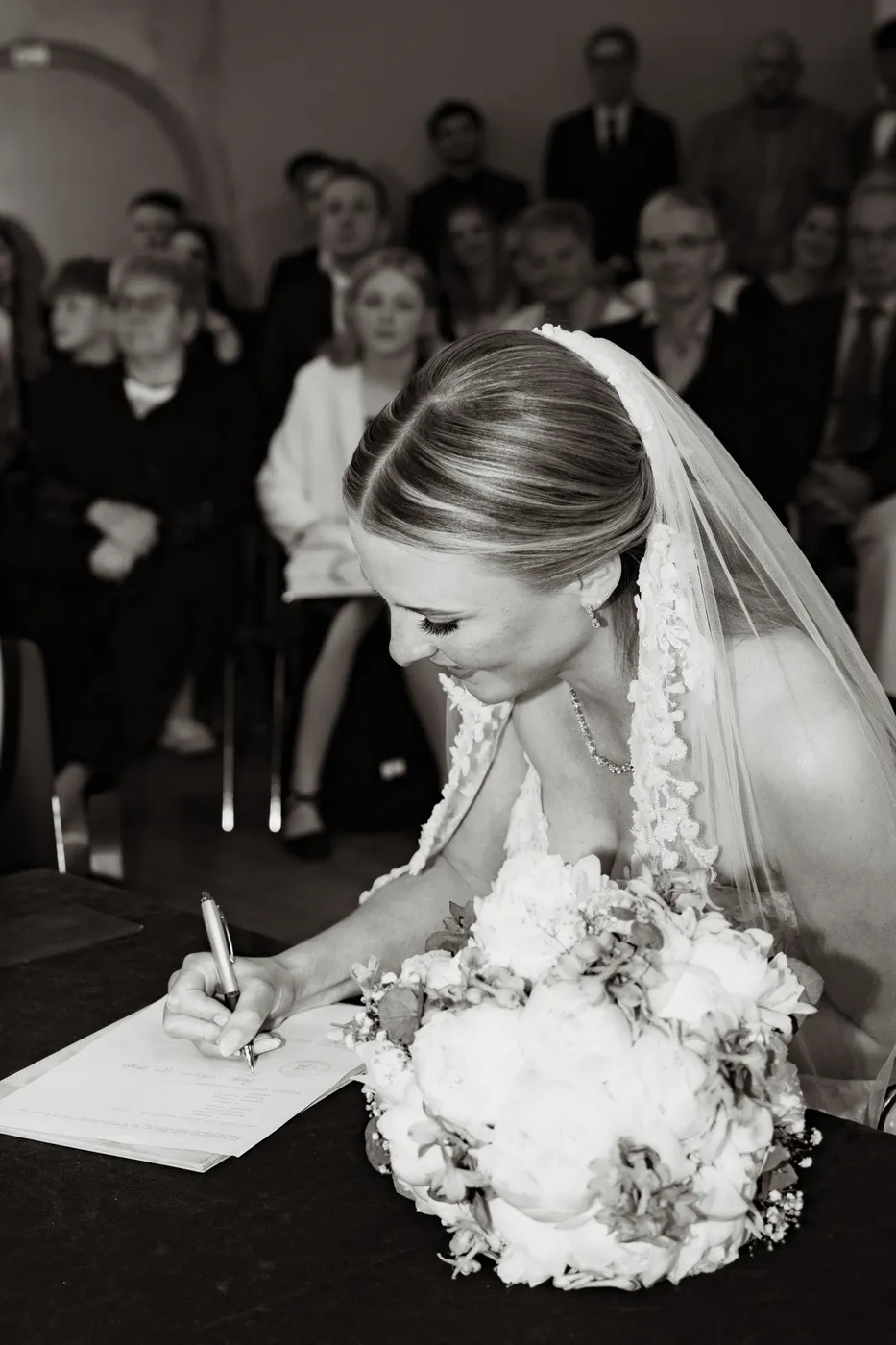 Warum ein Hochzeitsfotograf in Willich Ihre beste Wahl ist
